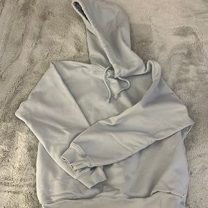 NWOT TNA Aritzia sweatshirt. Size 1